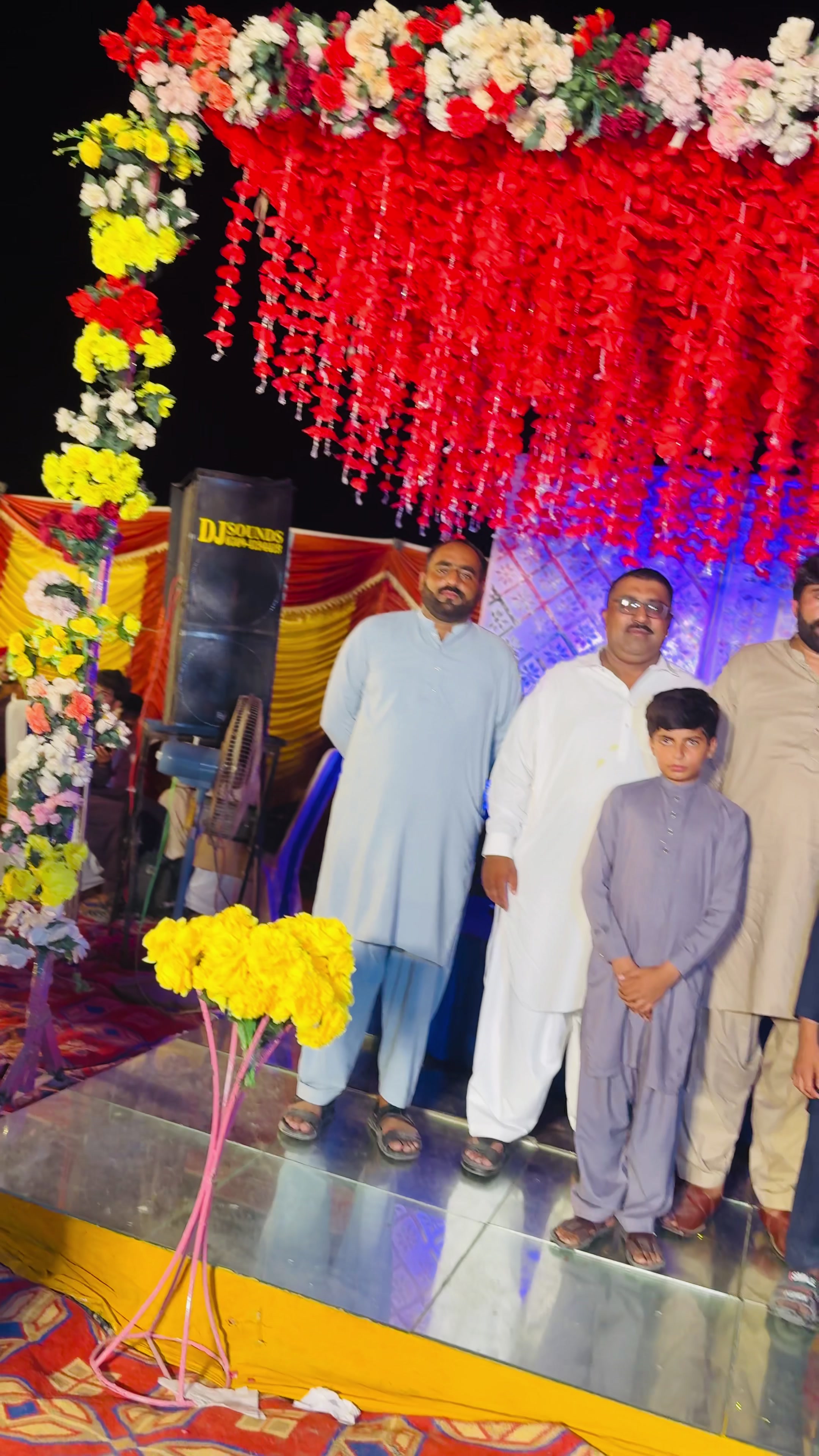 @Farooq Malik