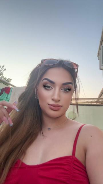 @kareenaxox_