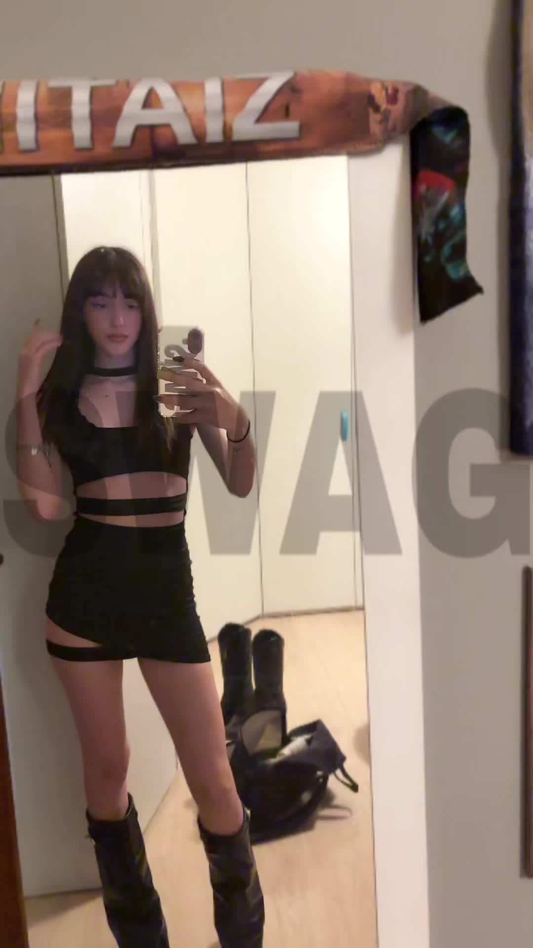 @laura🧛🏻♀️