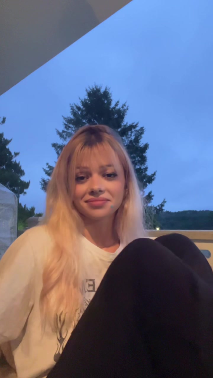 @lariuuuus