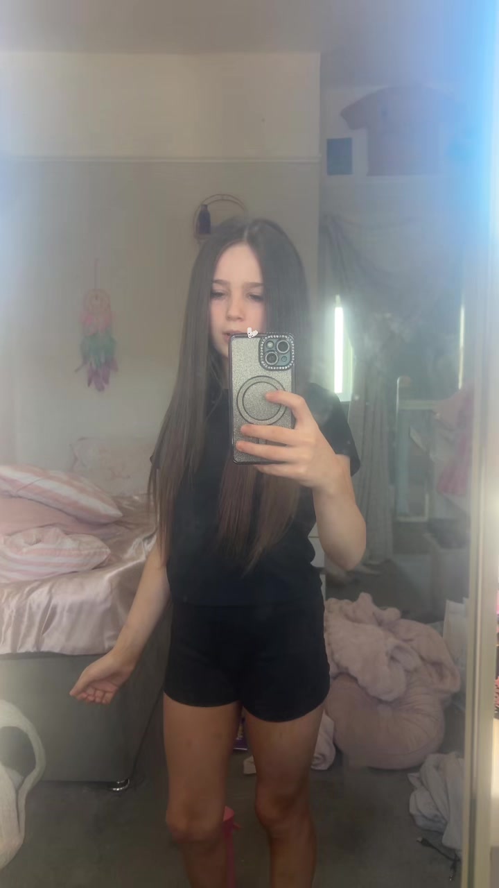 @Chloš