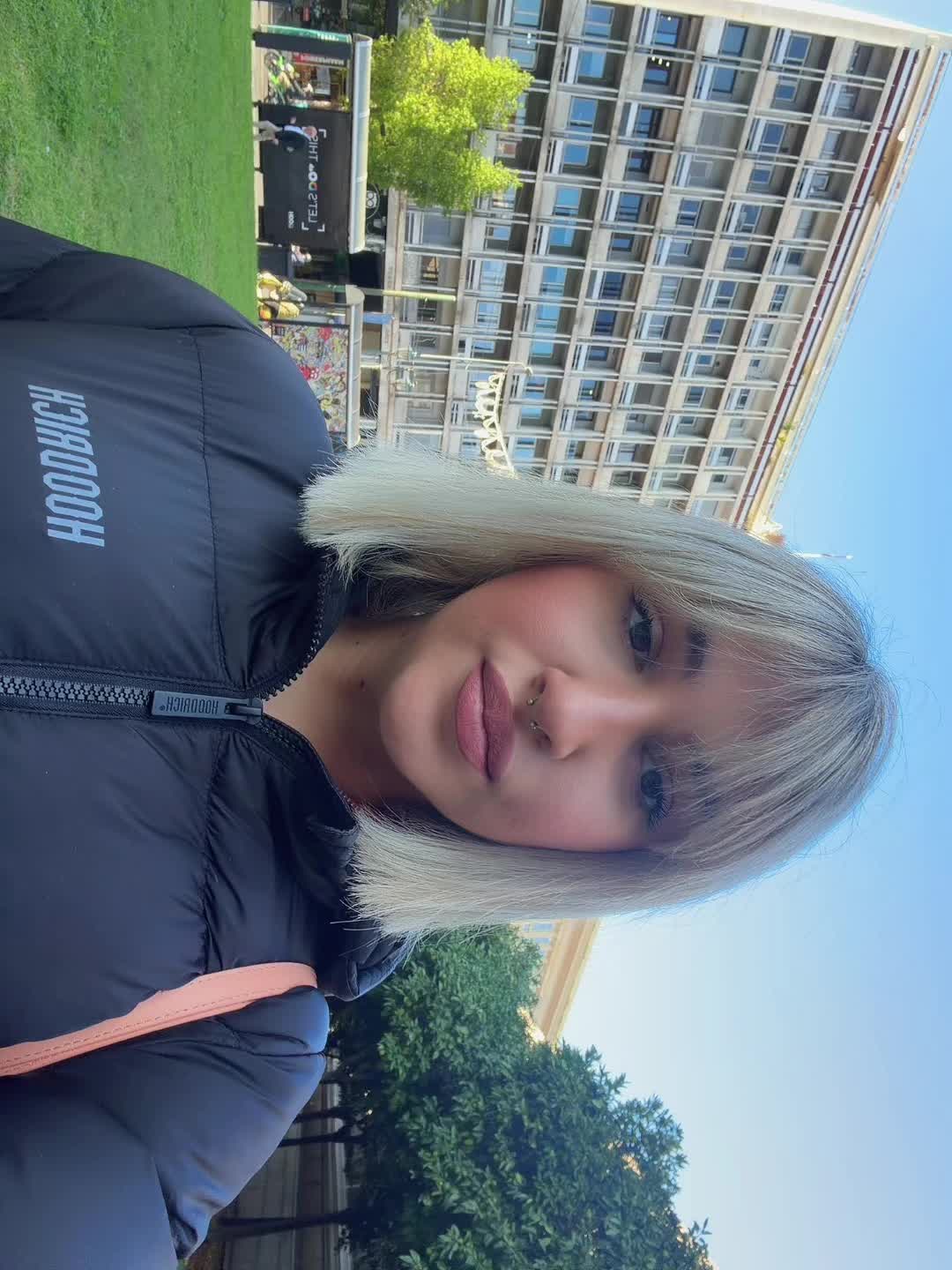 @Lefky Krikzwni