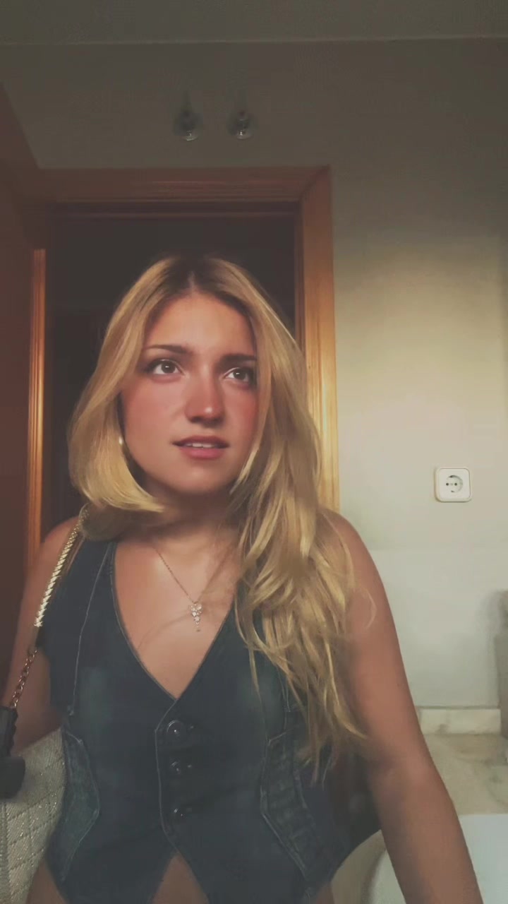 @blondieblaze