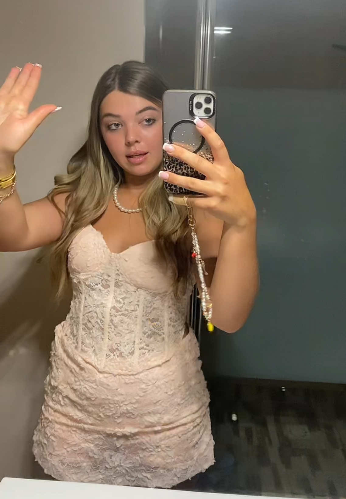 @MN