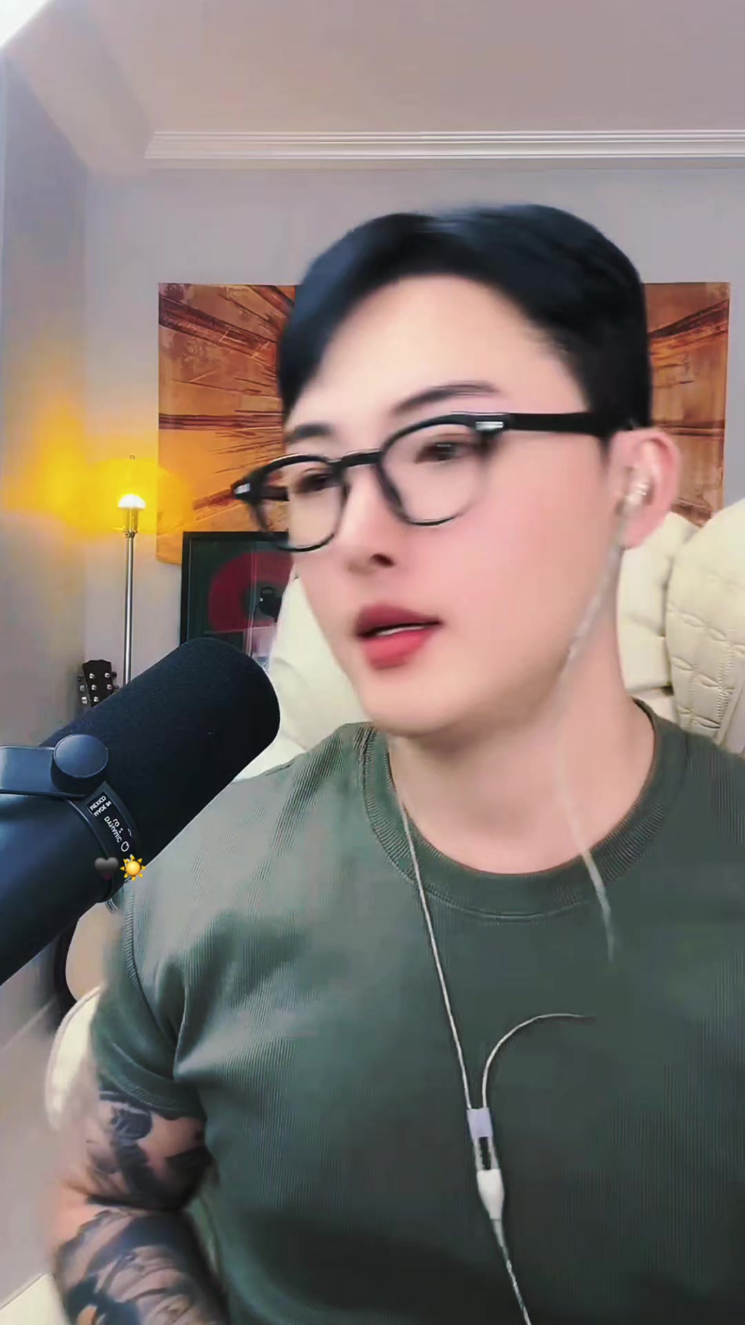 @🖤˚⋆선샤인⋆˚☀️