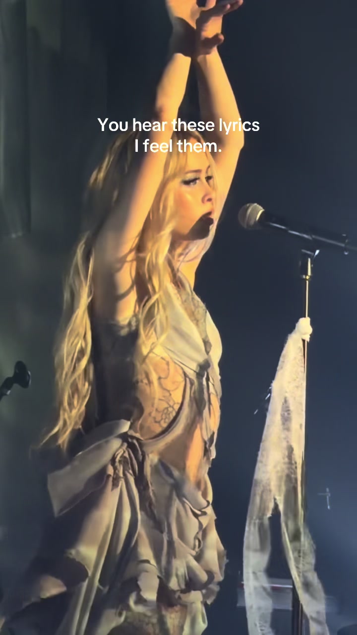 @Leah<3