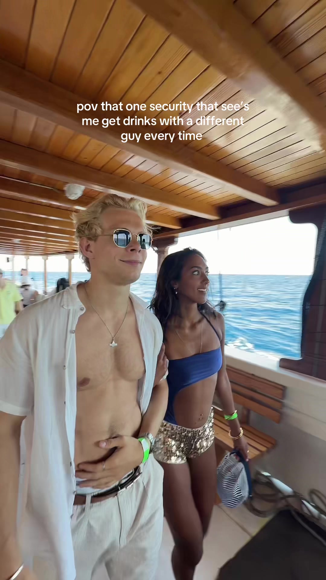 @Out To Sea - Split Boat Party