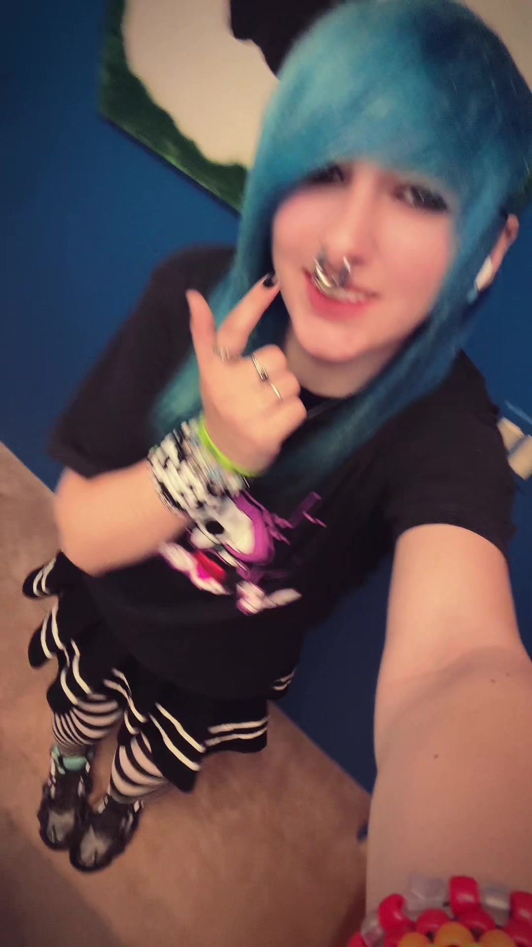 @Xx_CHARLI_CLAWS_xX