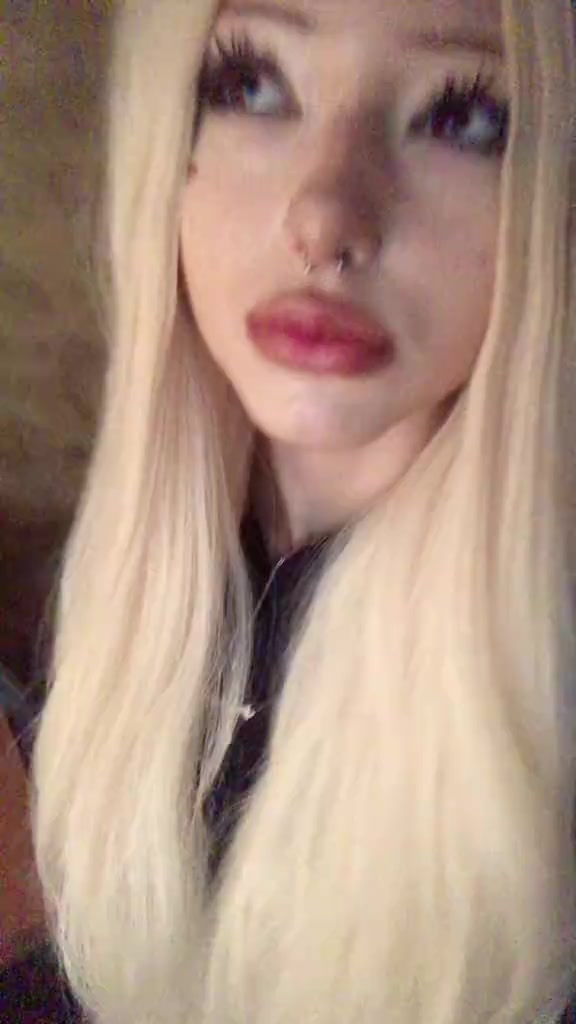 @Киткатя🍫