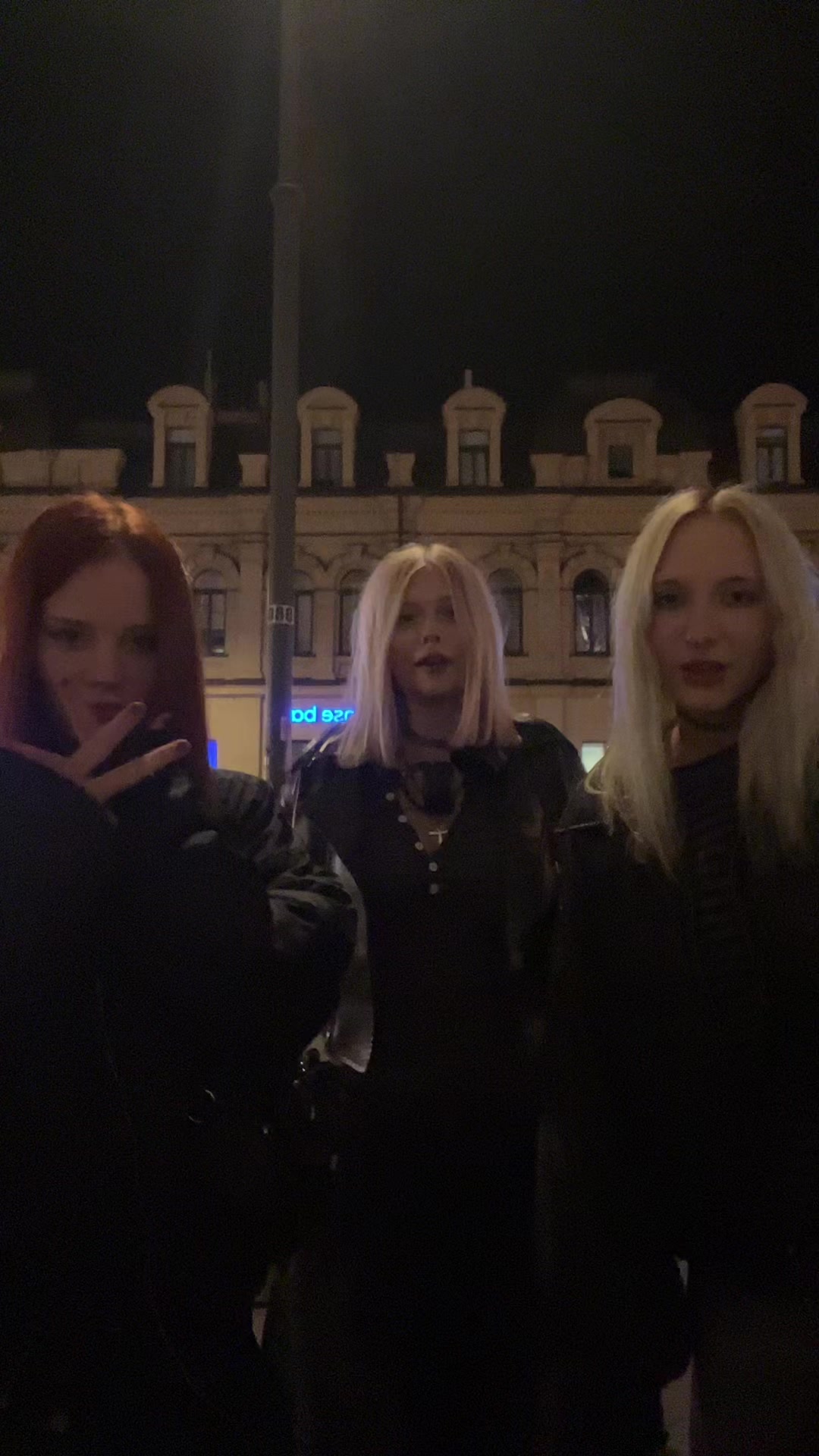 @Тгк: буба нападает🧝♀️