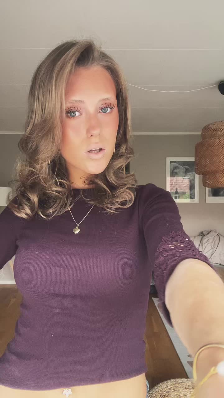 @😽
