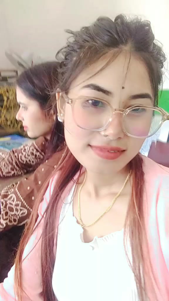 @Xoti(•‿•)