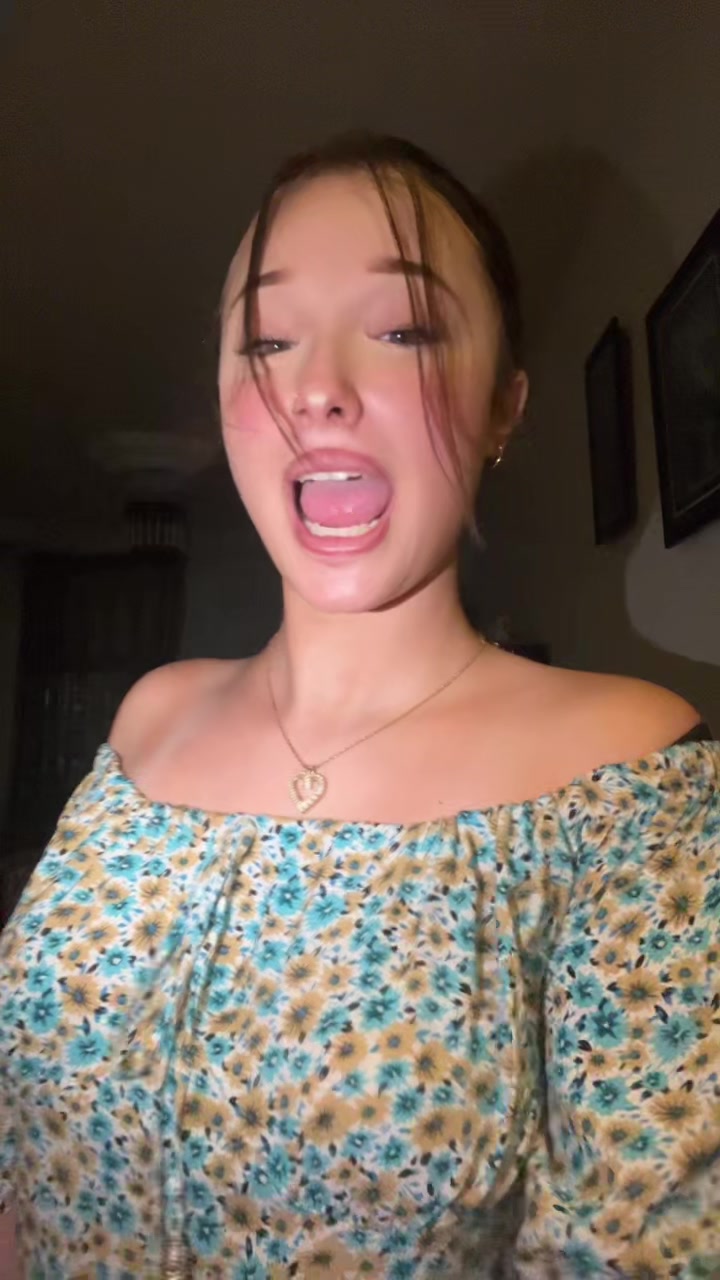 @👸🏼