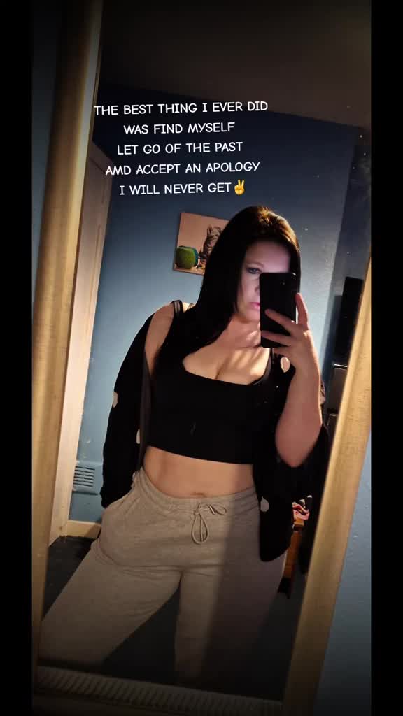 @HoopWithFiona🏴