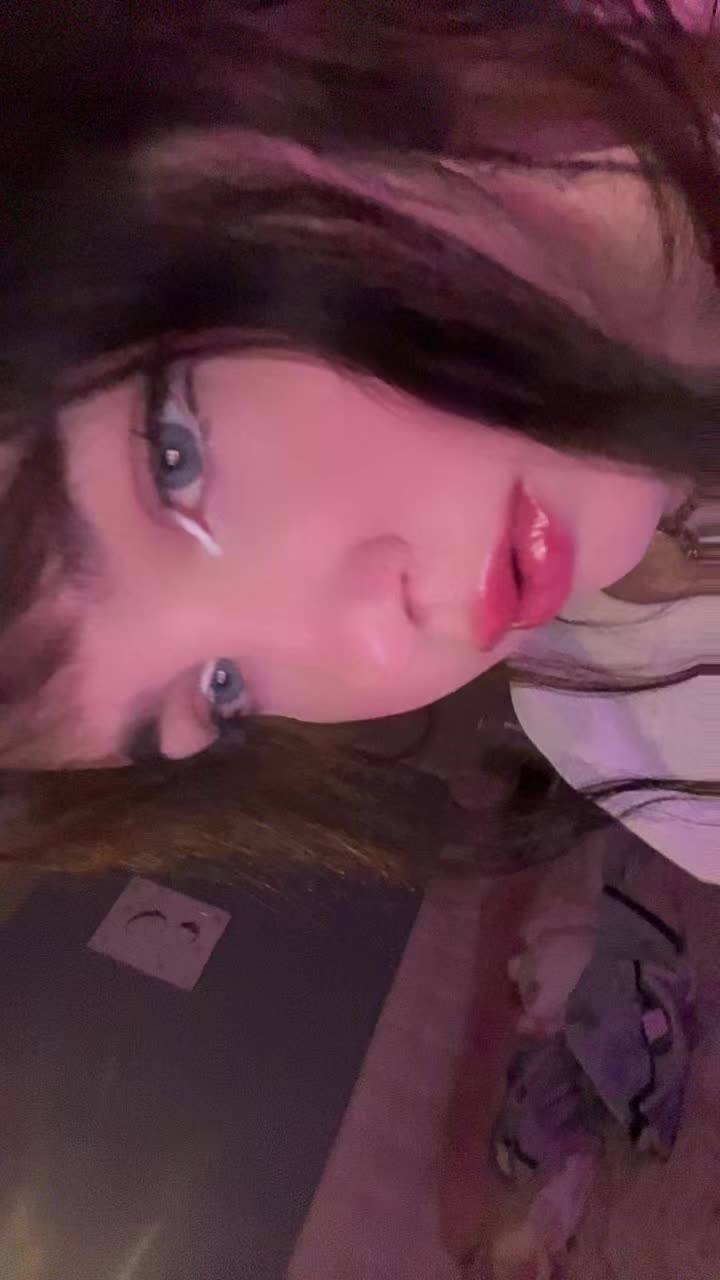 @ebony