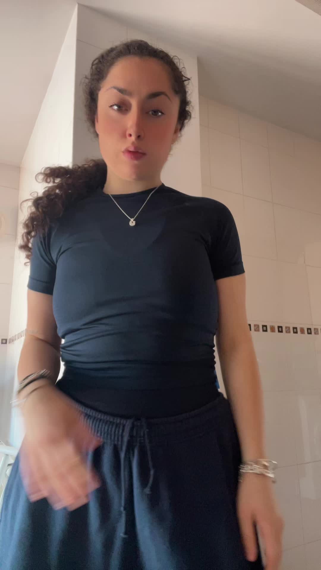 @luciaherrero415