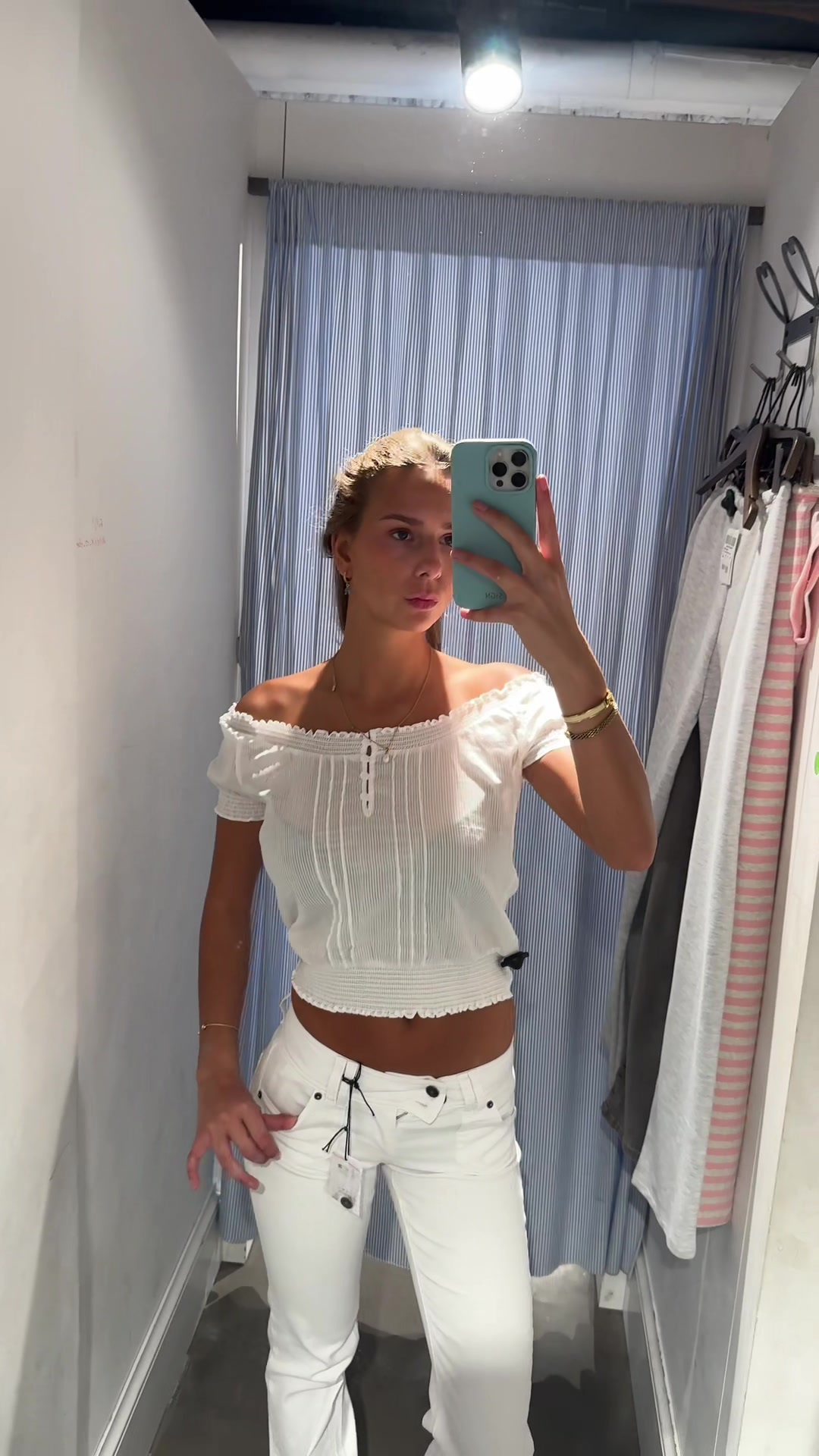 @Lunamarkovic