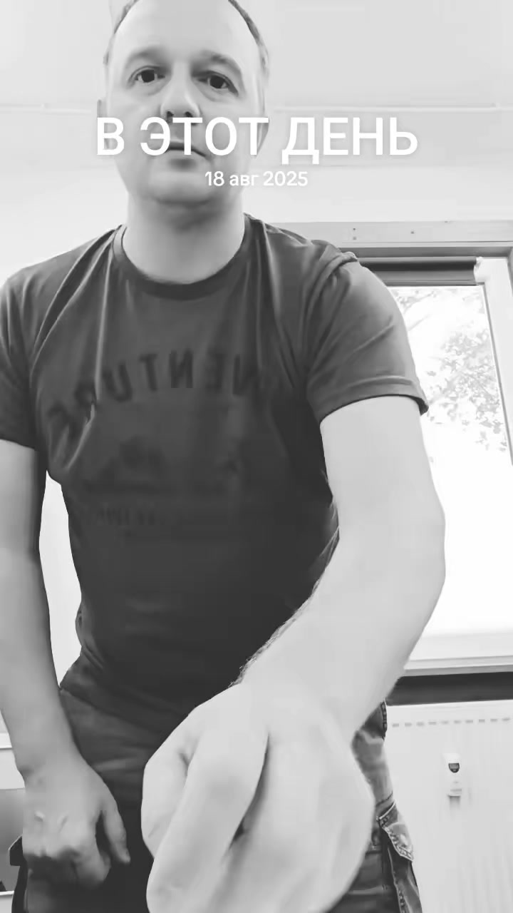 @iQ1q