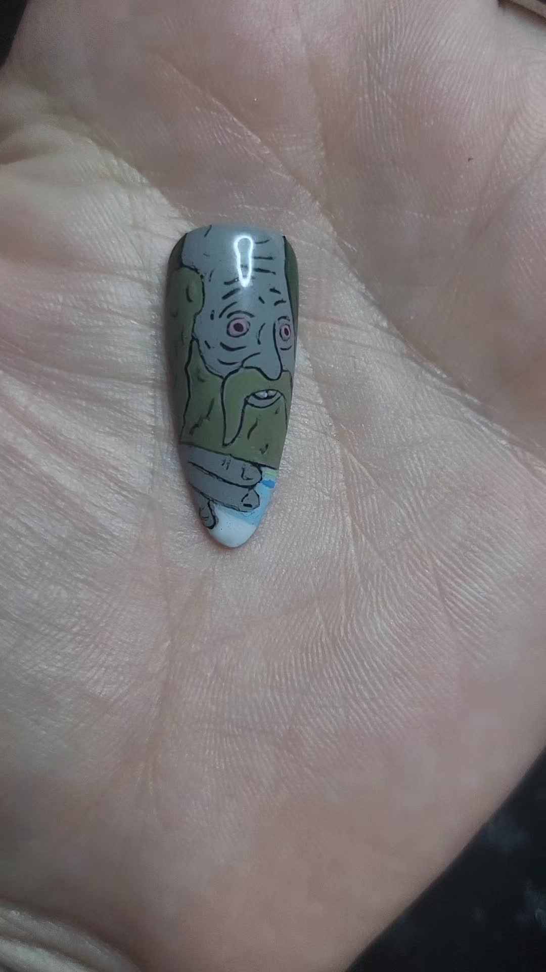@StewieTheNailGirl