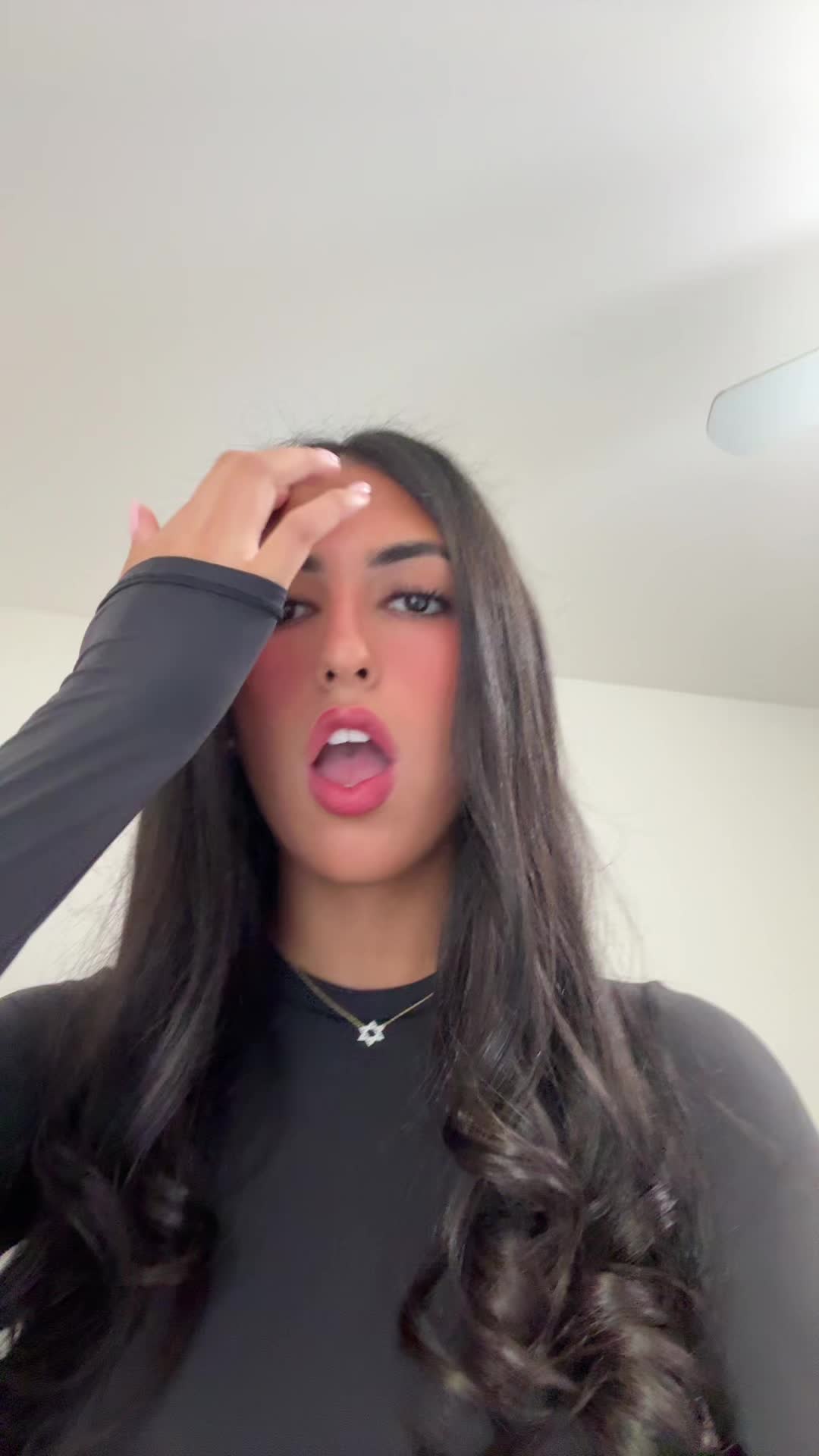@Ariana