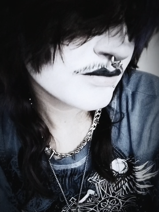 @𝕲𝖍𝖔𝖘𝖙𝖐𝖎𝖘𝖘𝖊𝖘