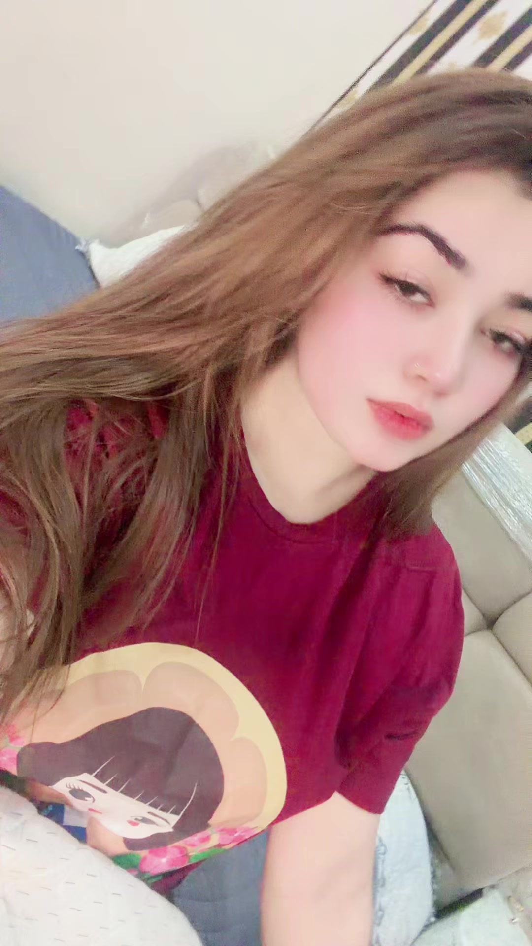 @Lovely Khan 🥀