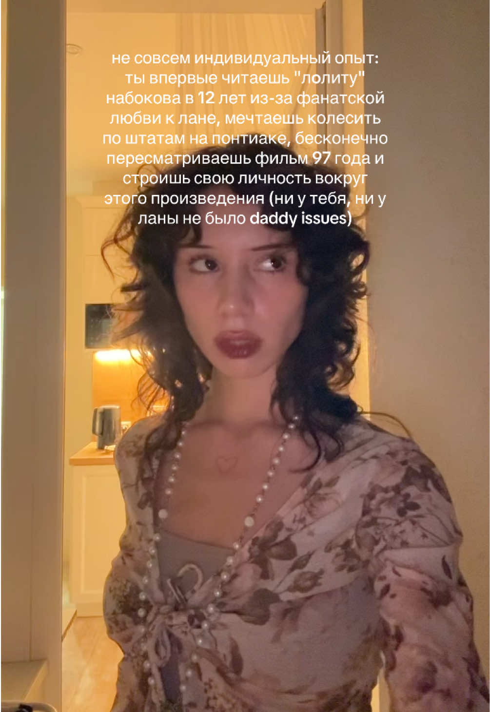 @лисска🍎