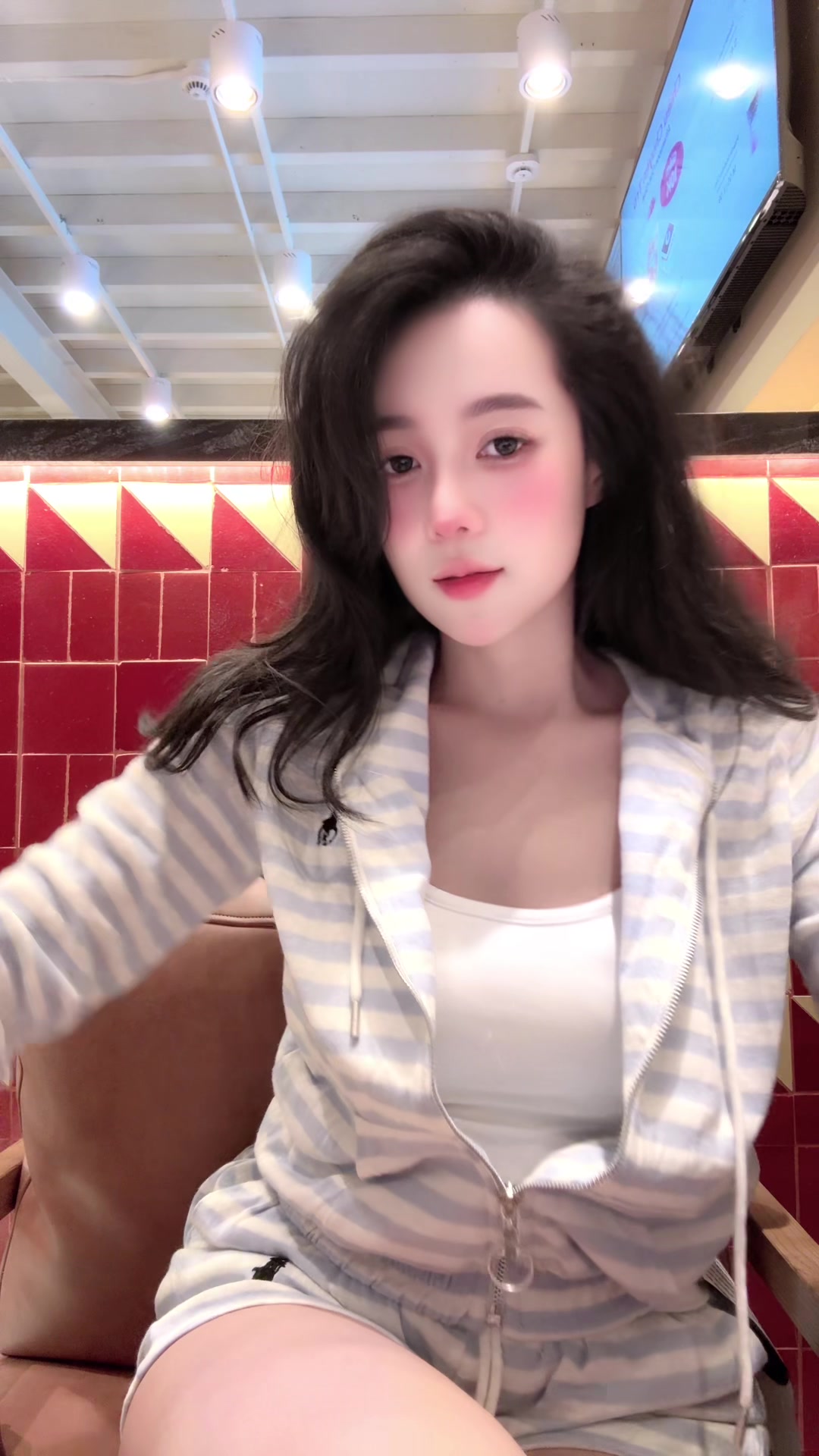 @Quỳnh Anh đây