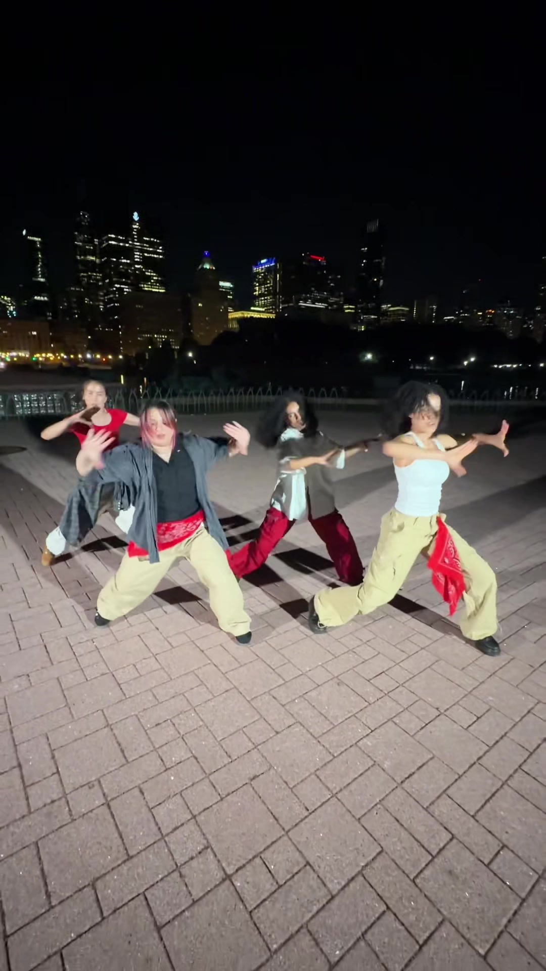 @DUPLE DANCE CREW