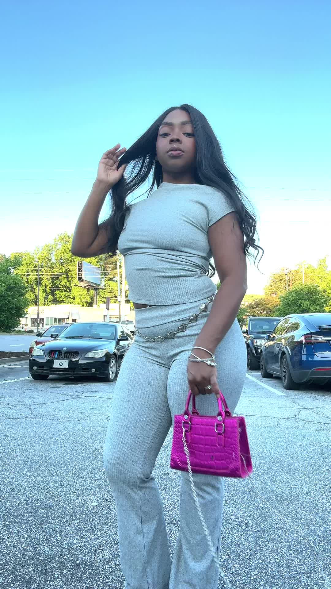 @Anijahh_