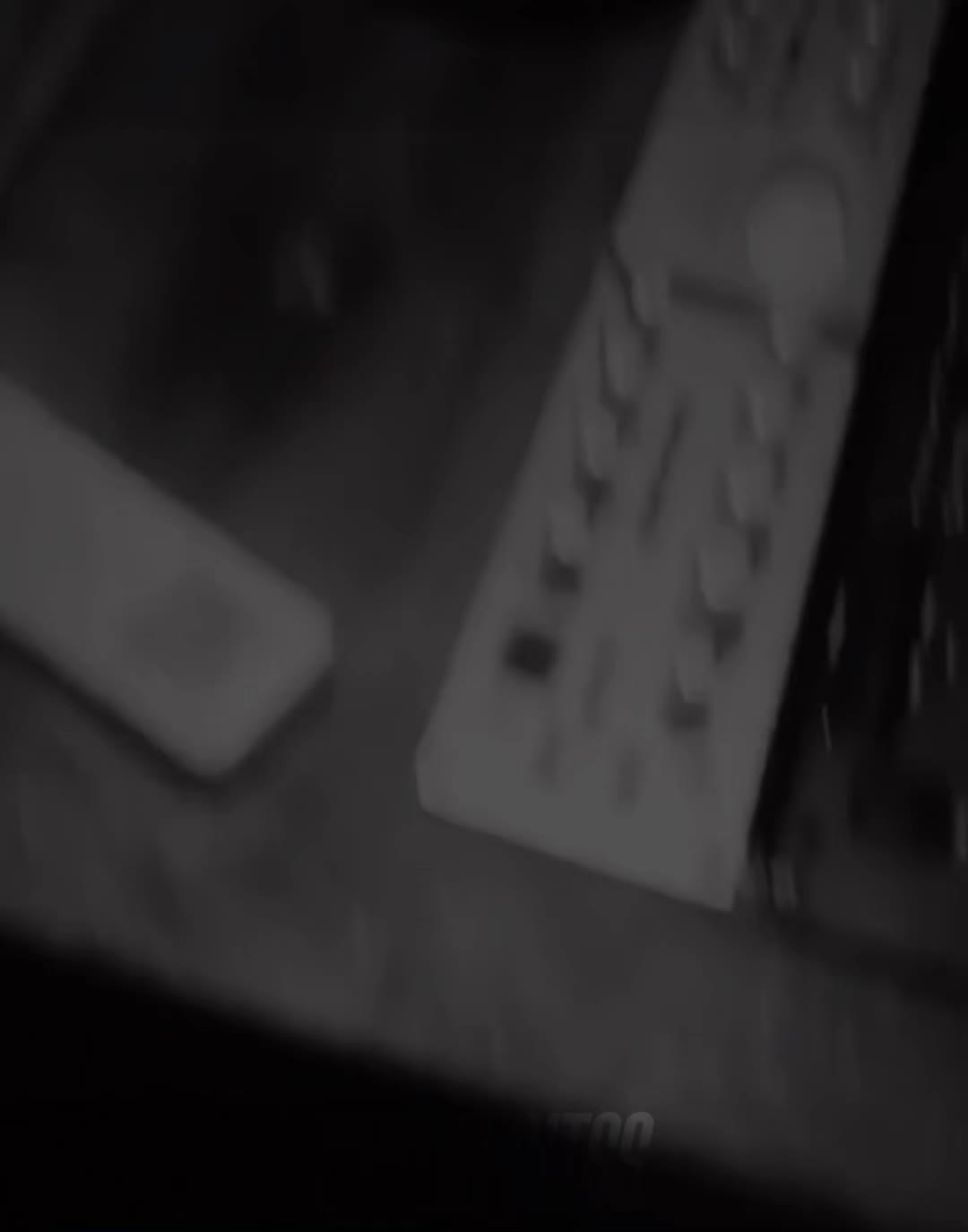 @👁