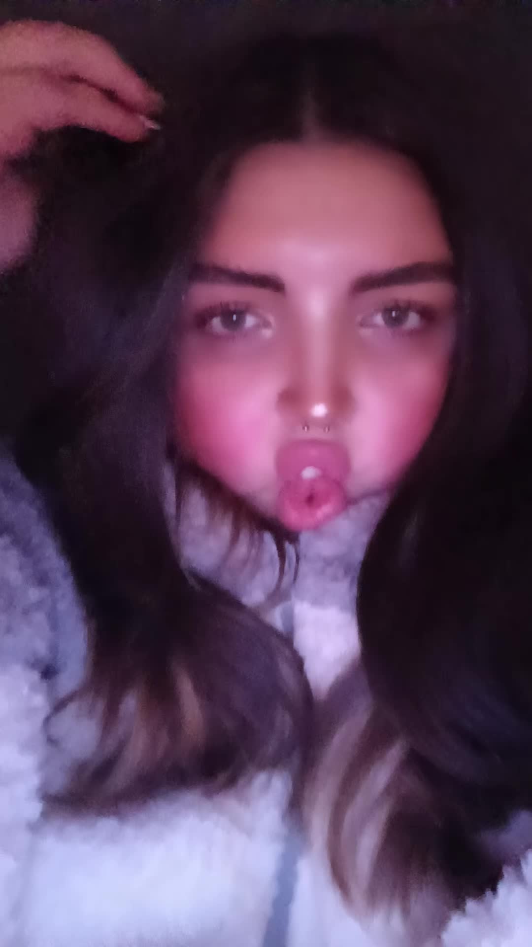 @lucy x