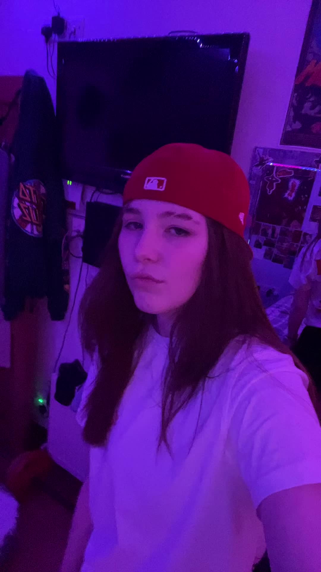 @R 🎱