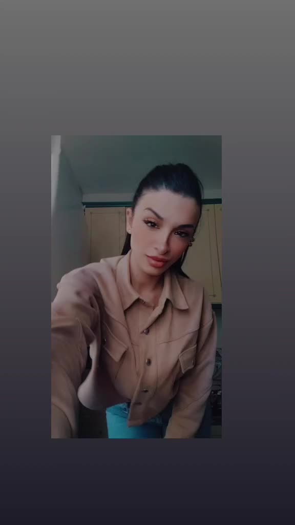 @lucycellamare945