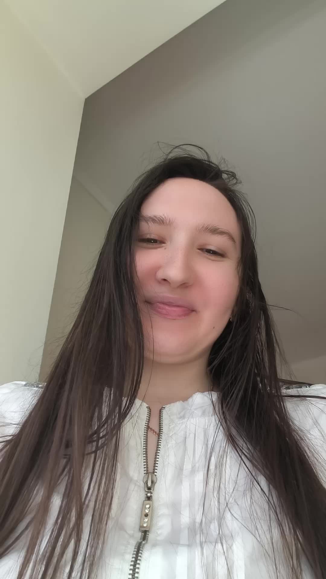 @White_African_Girl