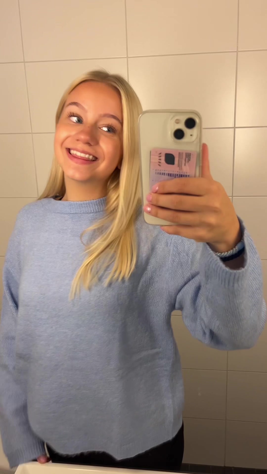 @henni