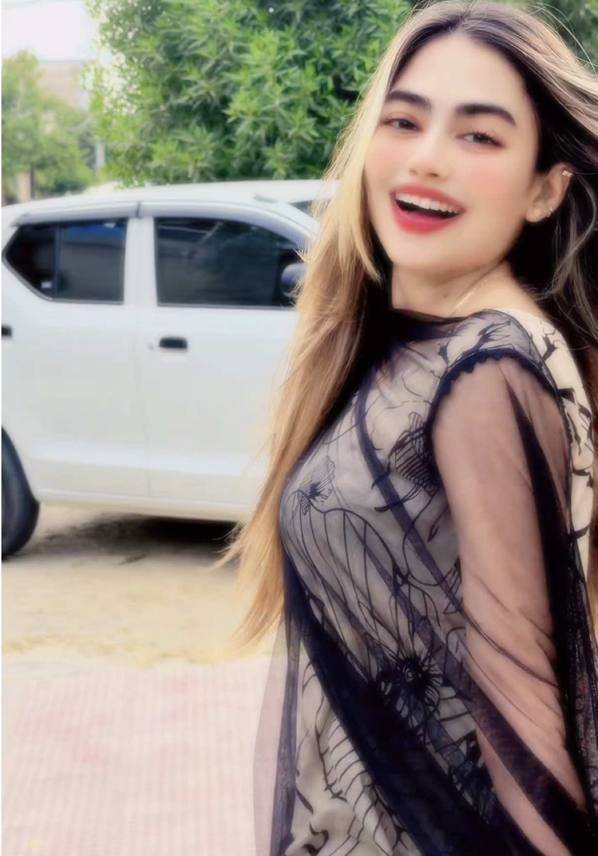 @♥️Kaînat Malîk♥️