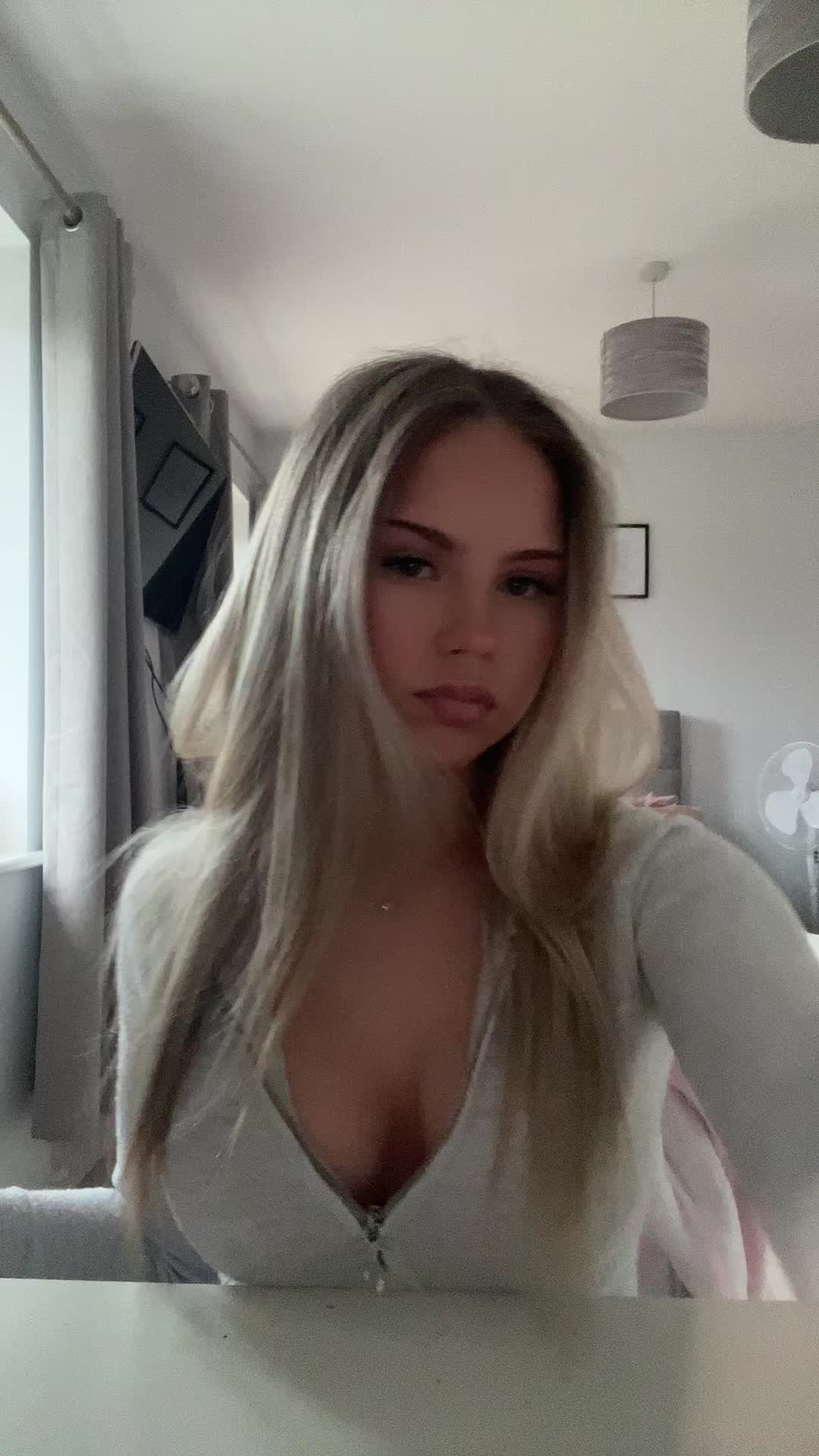 @riana spam