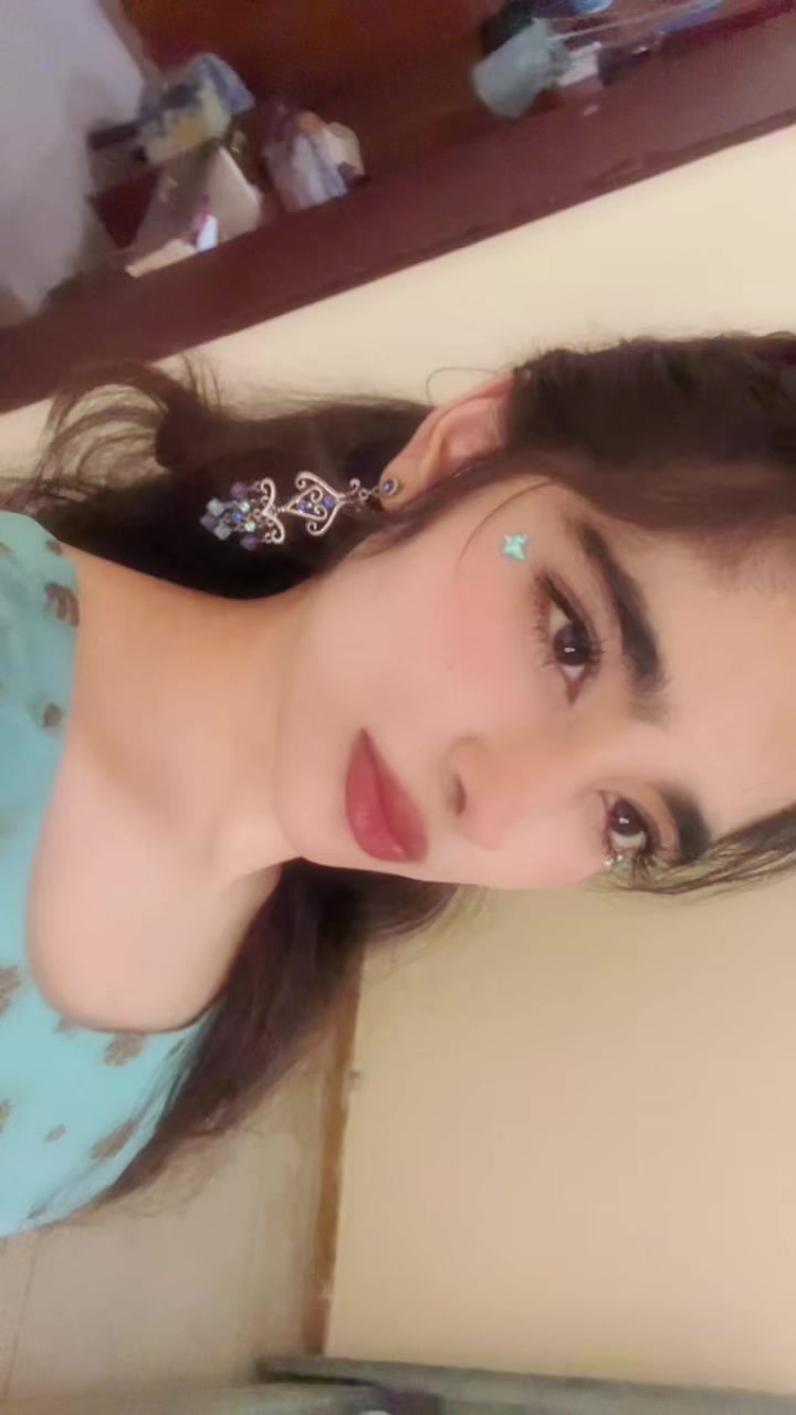 @minahil✵