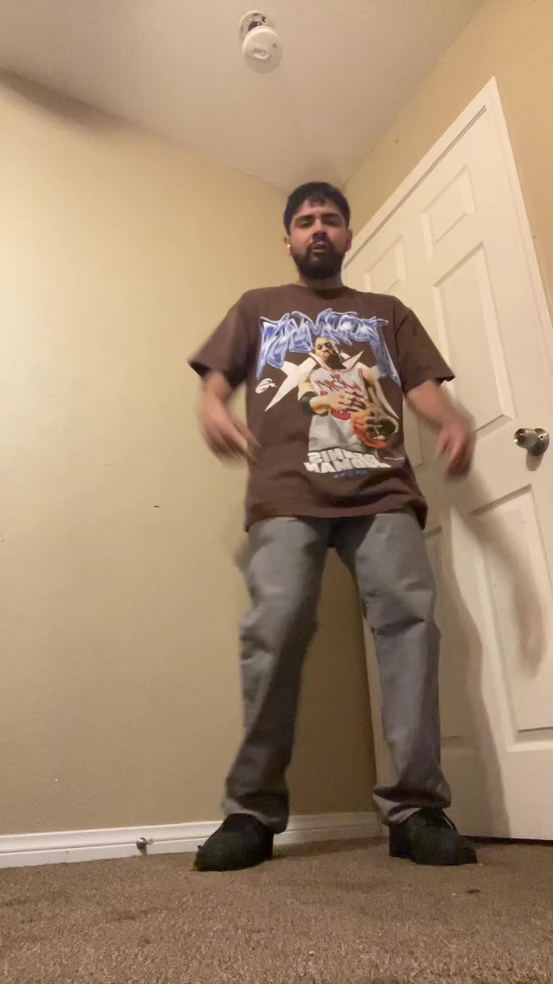 @isaac_dances