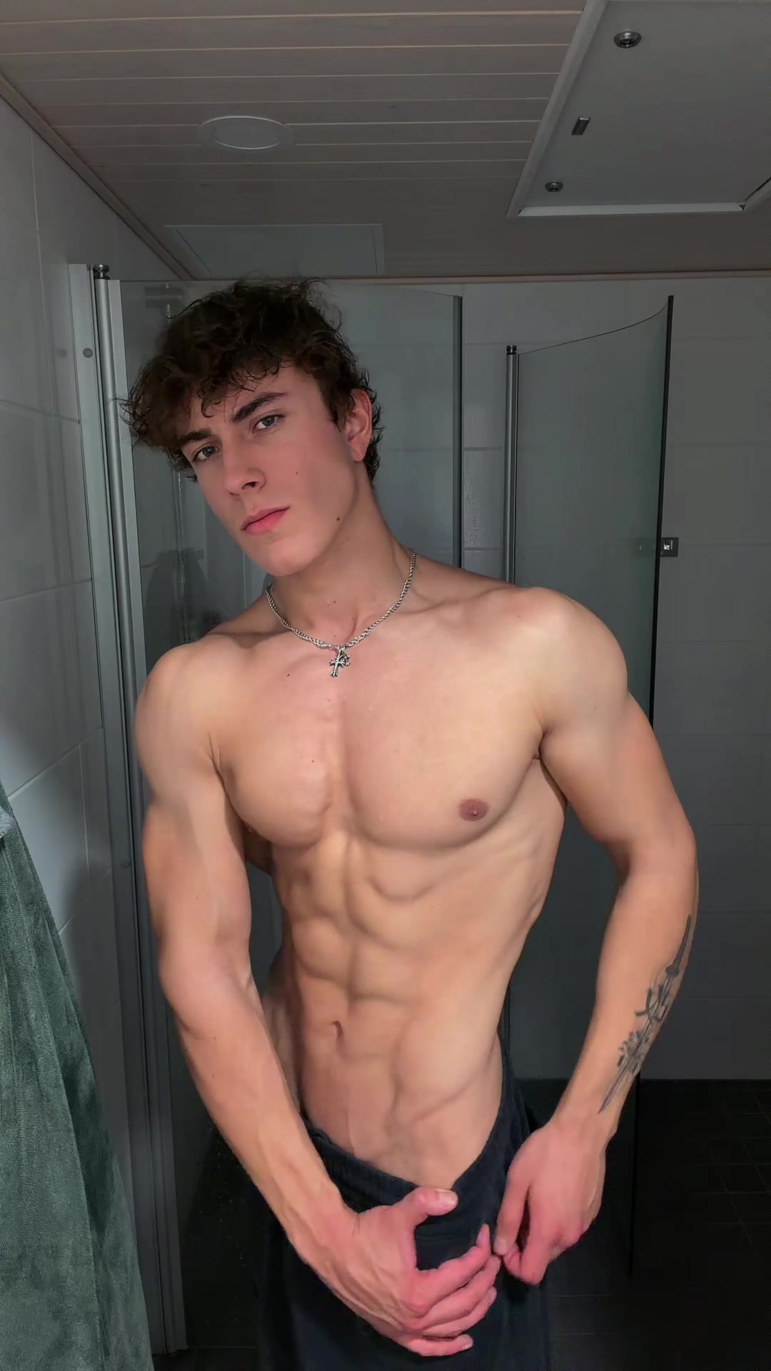 @Nicco