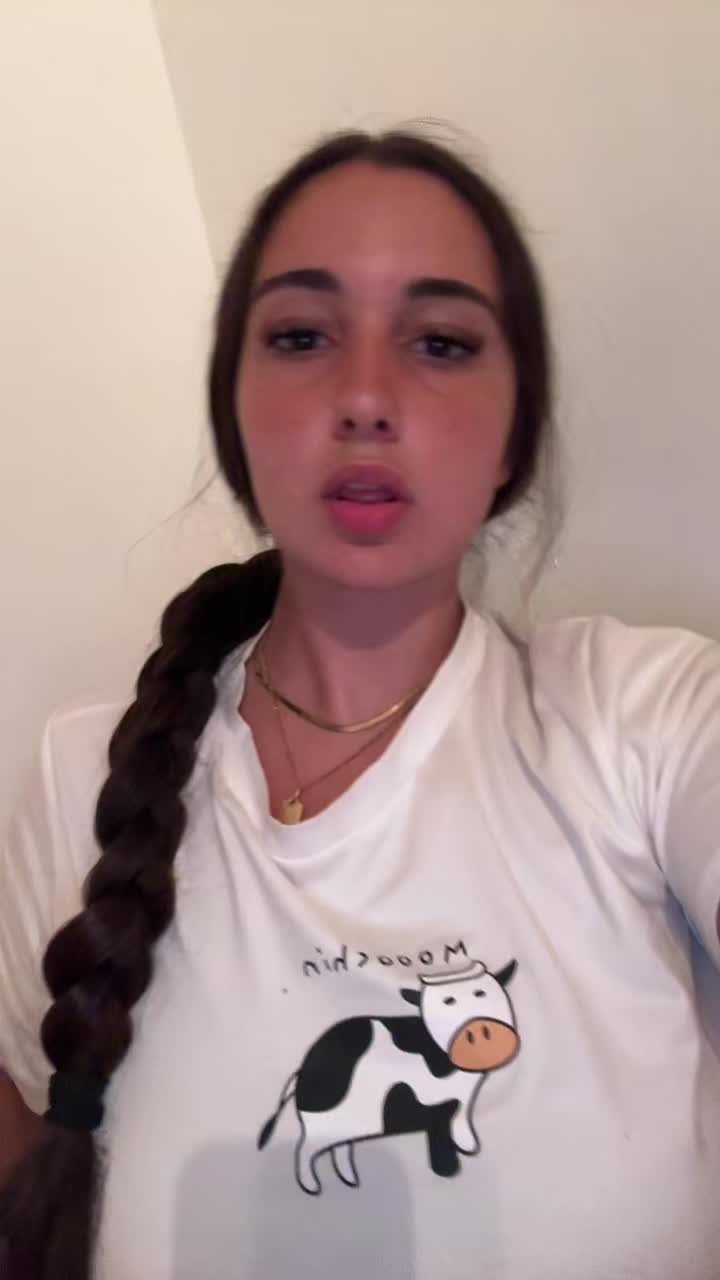 @kskkssksksjsks