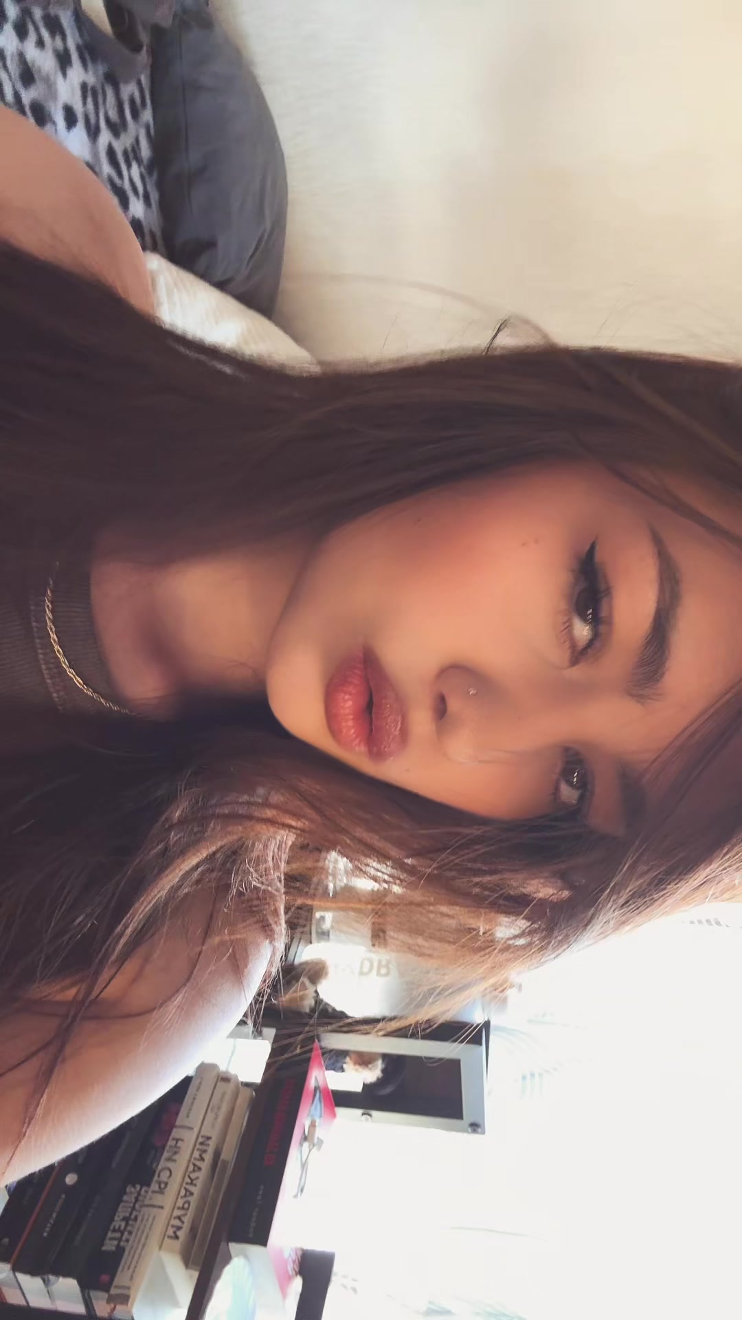 @๐ฑ๐๐ถ๐น๐ถ.๐โฌ