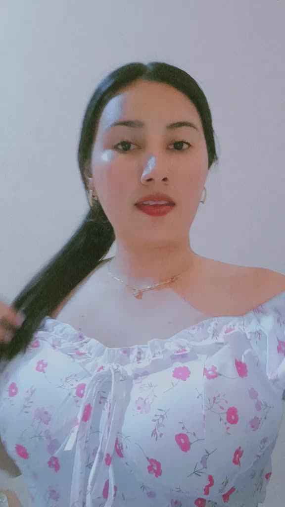 @Linda Arana