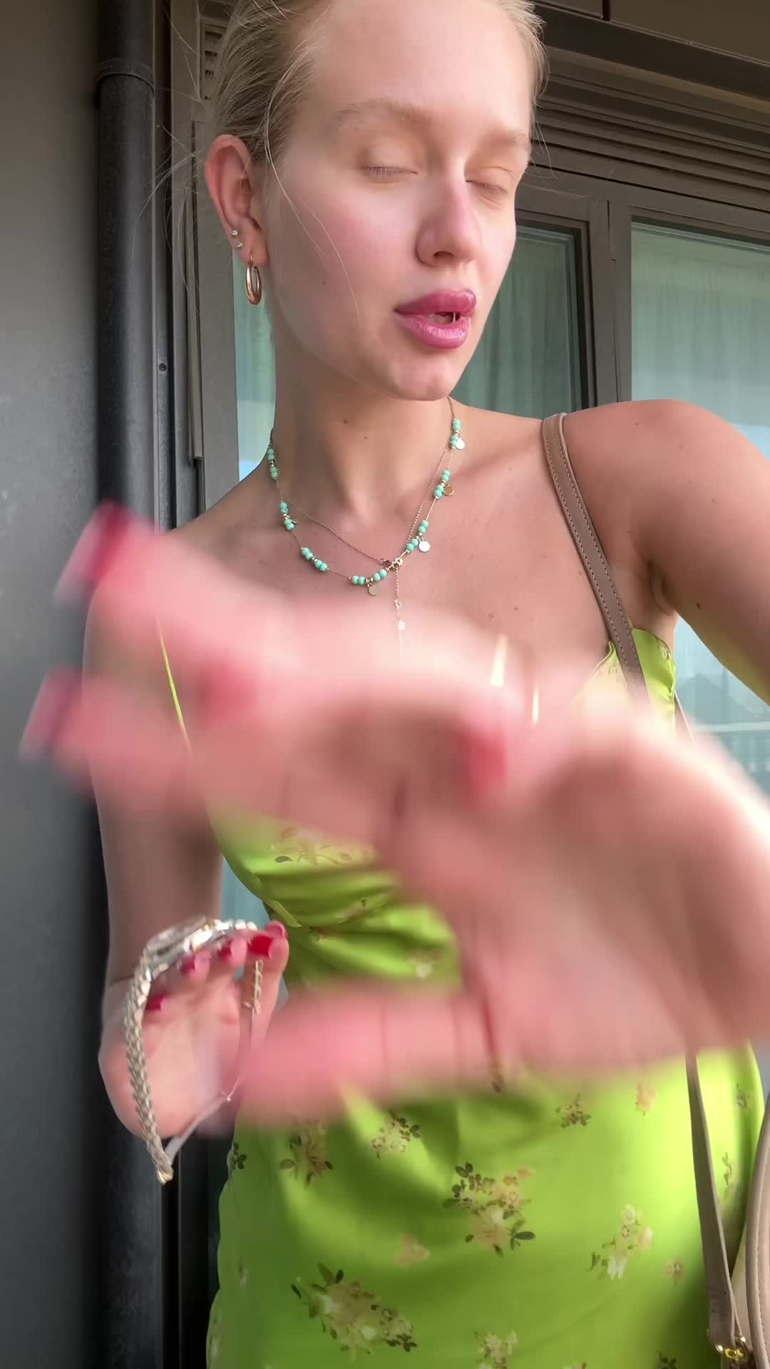 @vladaelfie