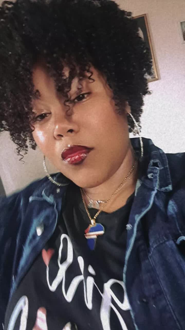 @Erica Santos 🇨🇻❤️🌍