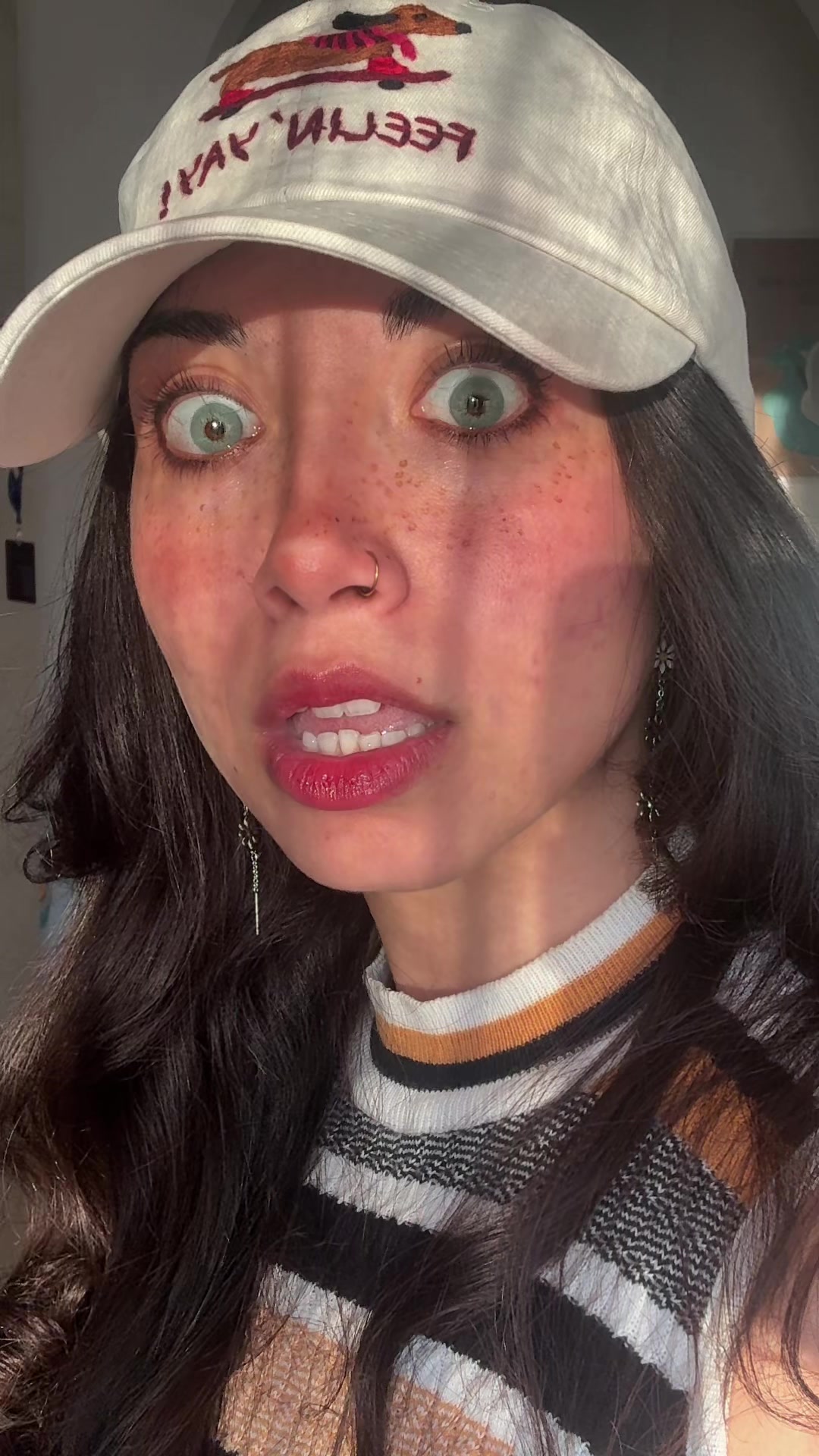 @Holmes_Sara