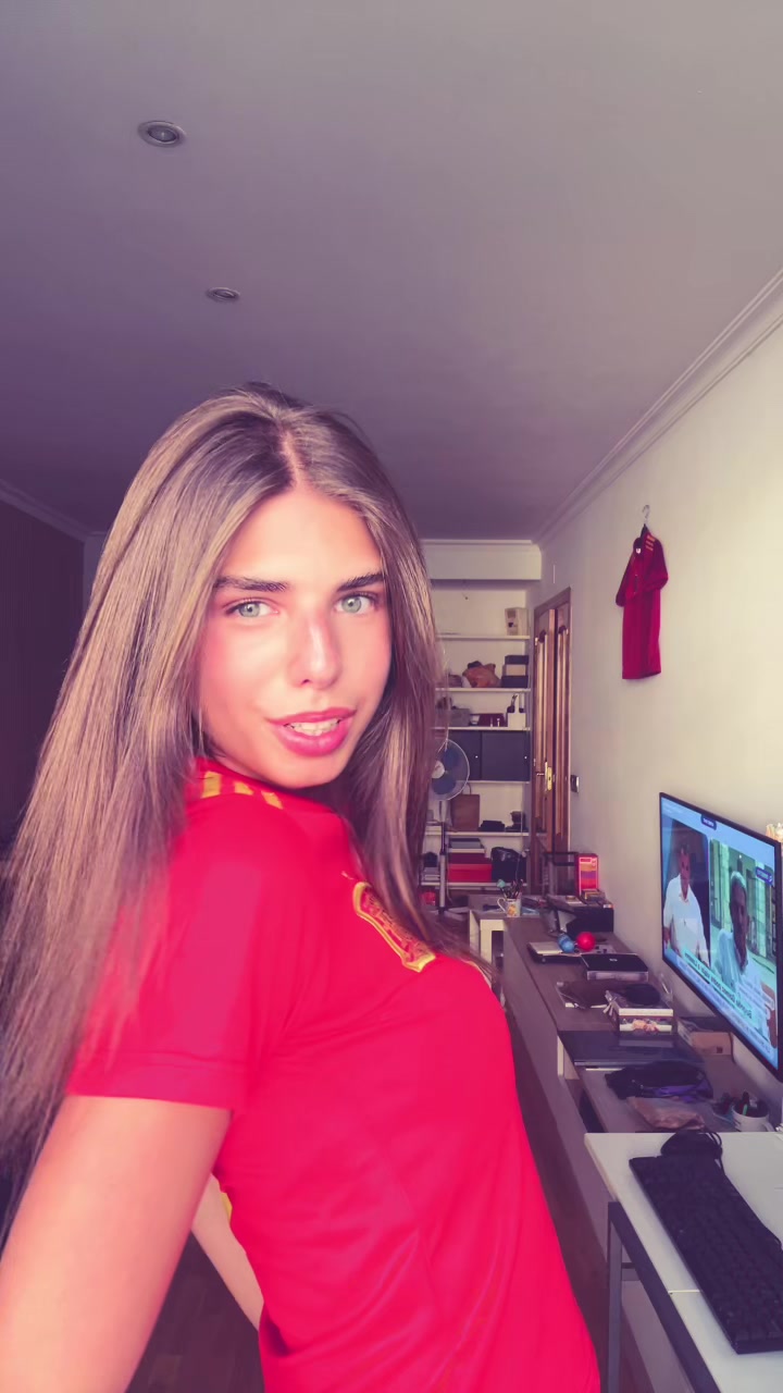 @Alex Izuzquiza