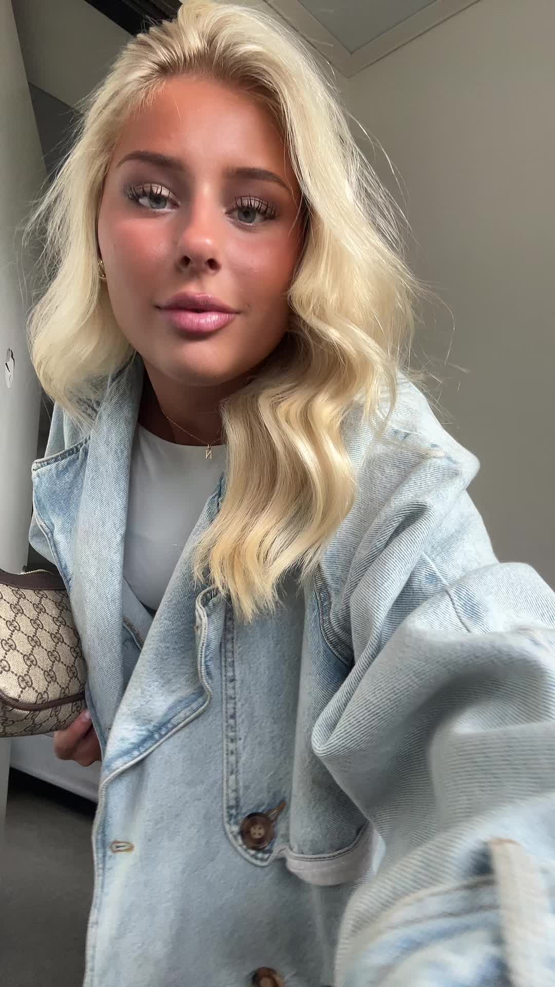 @Nova Hedlund