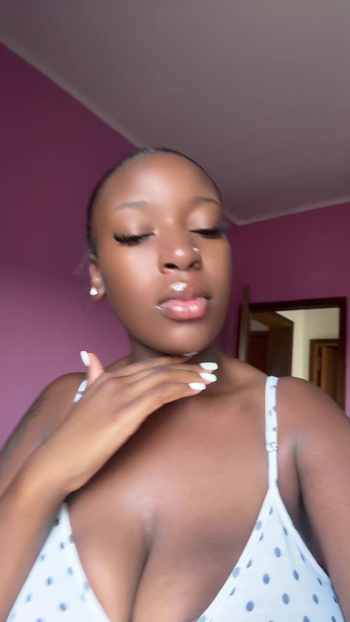@yourfavvnigerianbabe